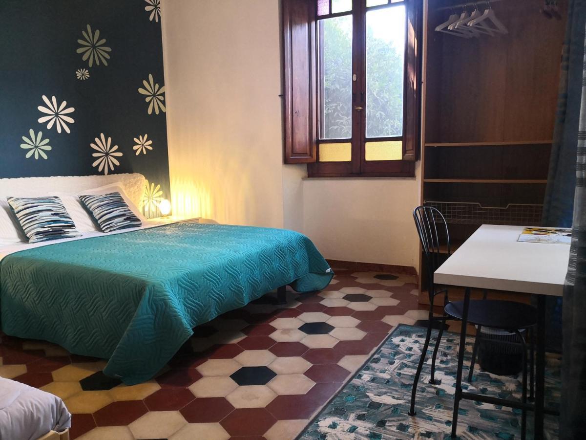 Zia Chiarina Bed and Breakfast San Nicolo Gerrei Buitenkant foto