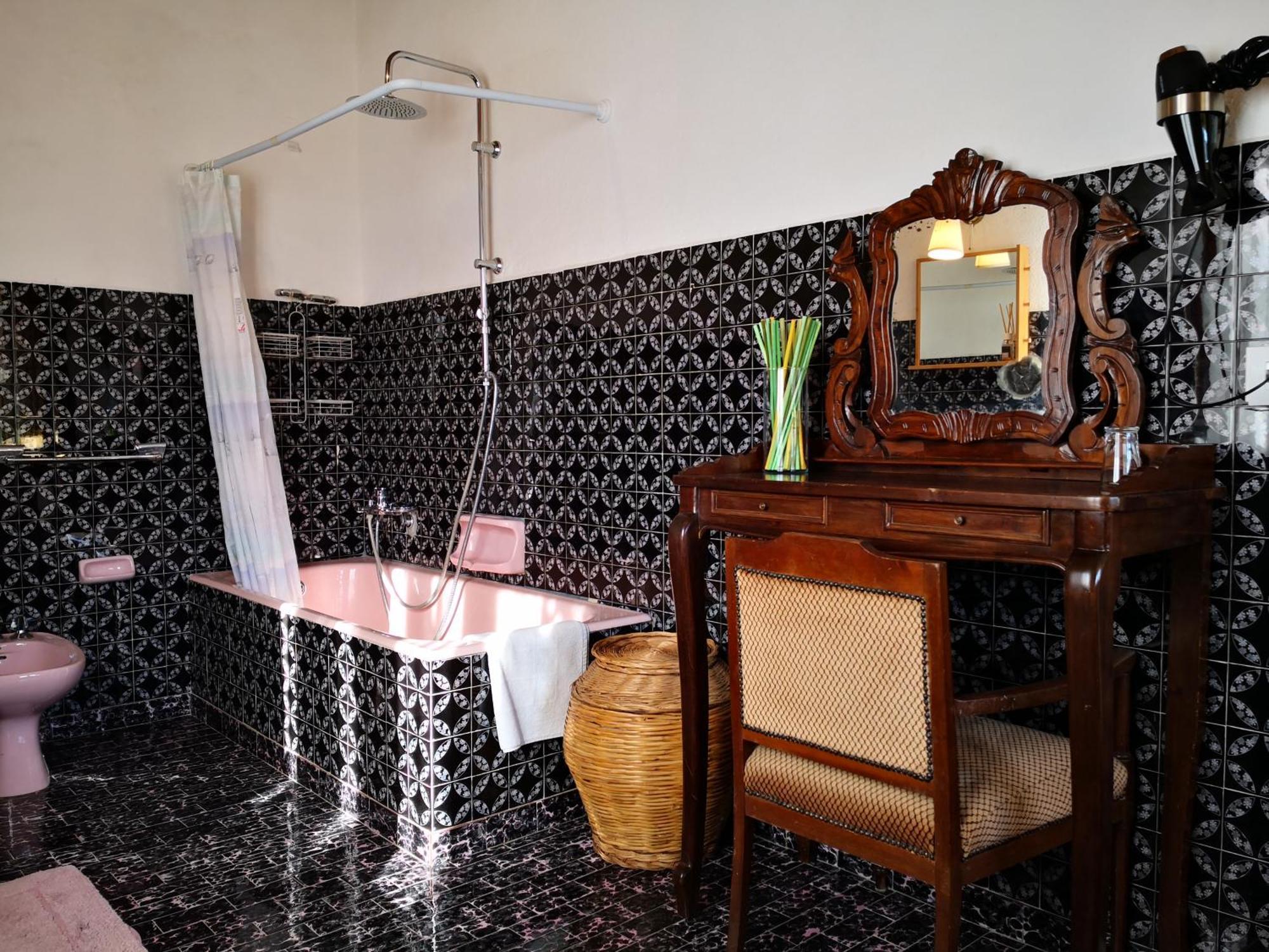 Zia Chiarina Bed and Breakfast San Nicolo Gerrei Kamer foto